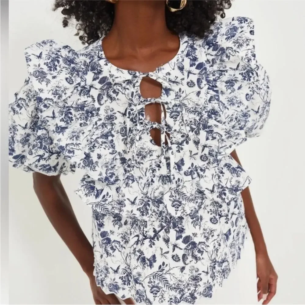 Hyacinth House Nadia Blouse Blue Floral Tuckernuck Puff Sleeve LARGE Top NWT - Picture 1 of 14